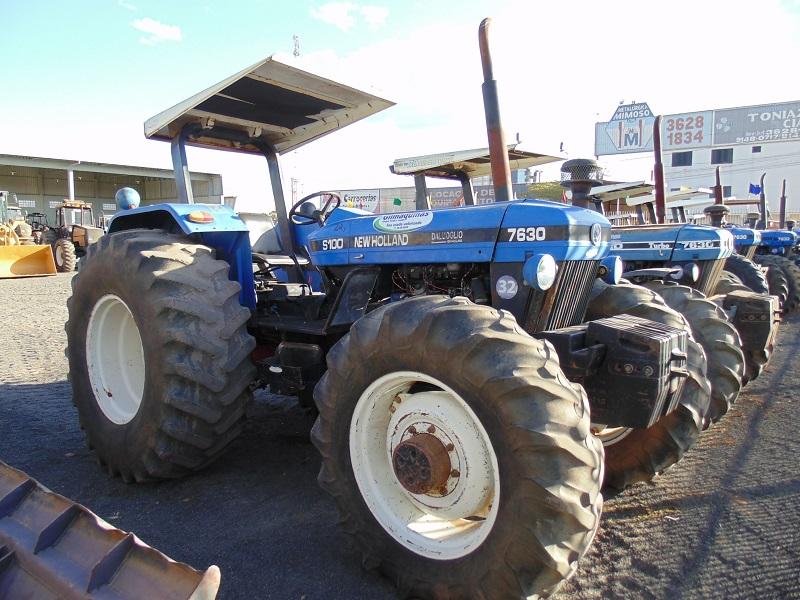 TRATOR NEW HOLLAND N°32